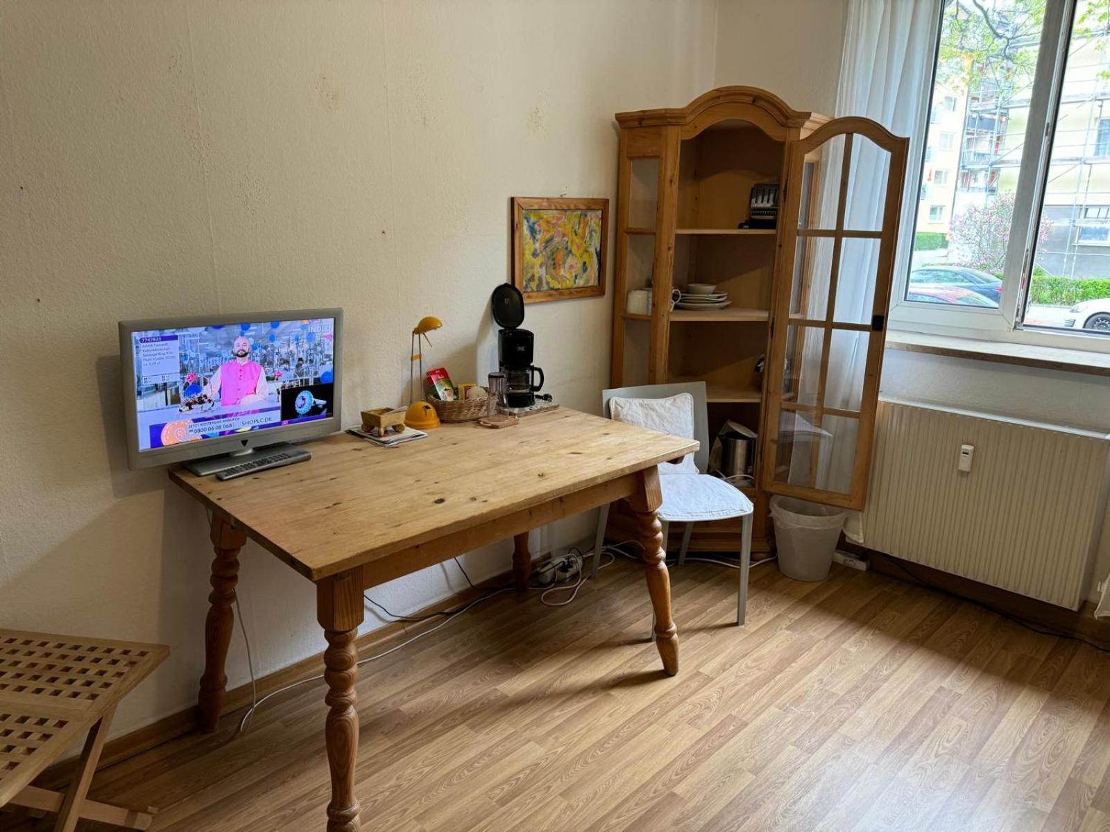 Gemuetliches Komfortables Zimmer Fuer 1 Person Im Zentrum Münih Dış mekan fotoğraf