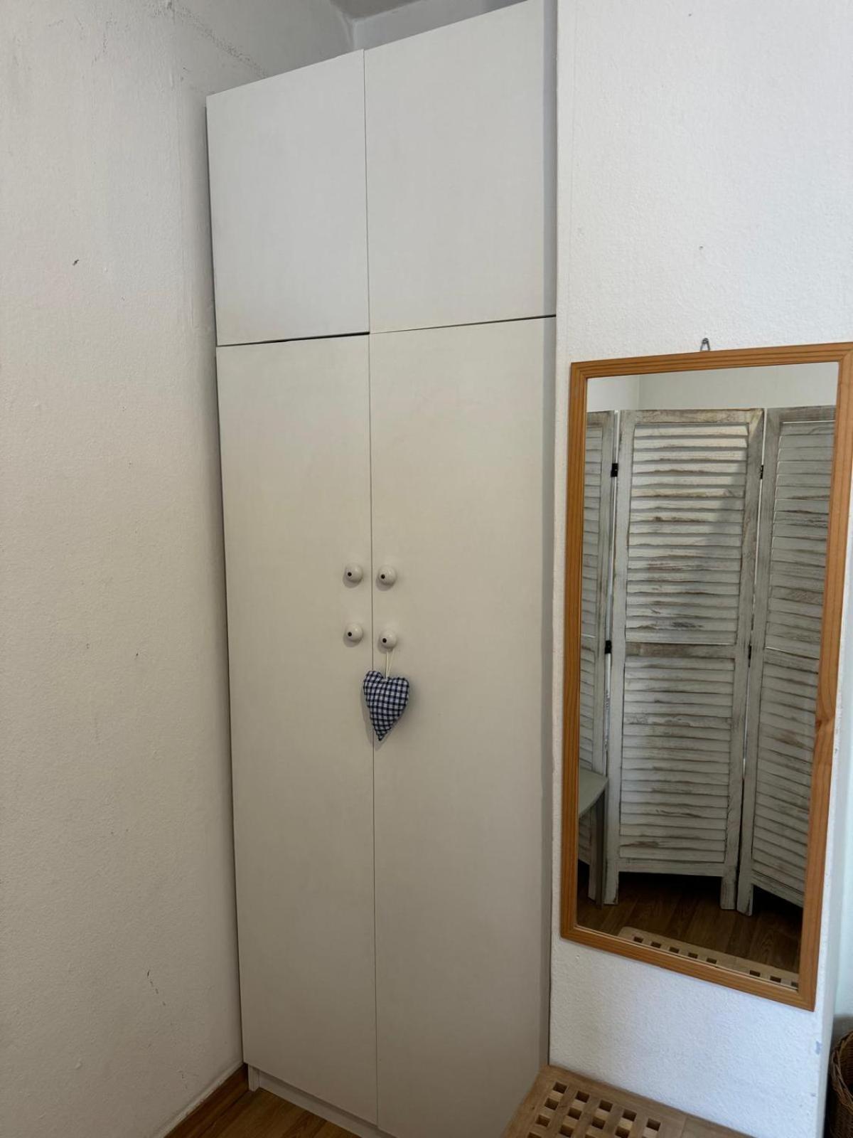 Gemuetliches Komfortables Zimmer Fuer 1 Person Im Zentrum Münih Dış mekan fotoğraf