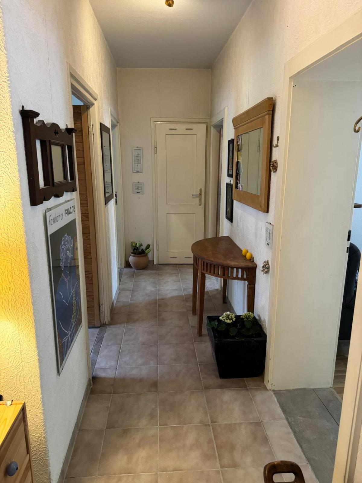 Gemuetliches Komfortables Zimmer Fuer 1 Person Im Zentrum Münih Dış mekan fotoğraf